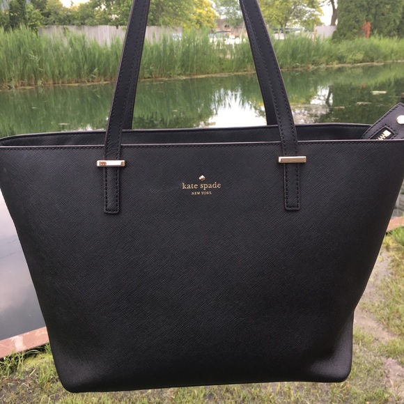 kate spade Handbags - ✅FINAL PRICE ✅KATE SPADE TOTE